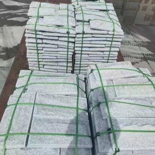 廊坊 芝麻白蘑菇石装车出货