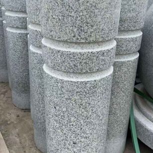 廊坊 芝麻白花岗岩挡车柱、隔离柱多少钱