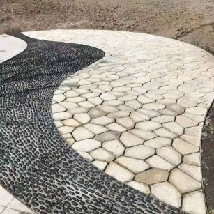 廊坊 黄金麻冰裂缝室外铺装效果完美展示