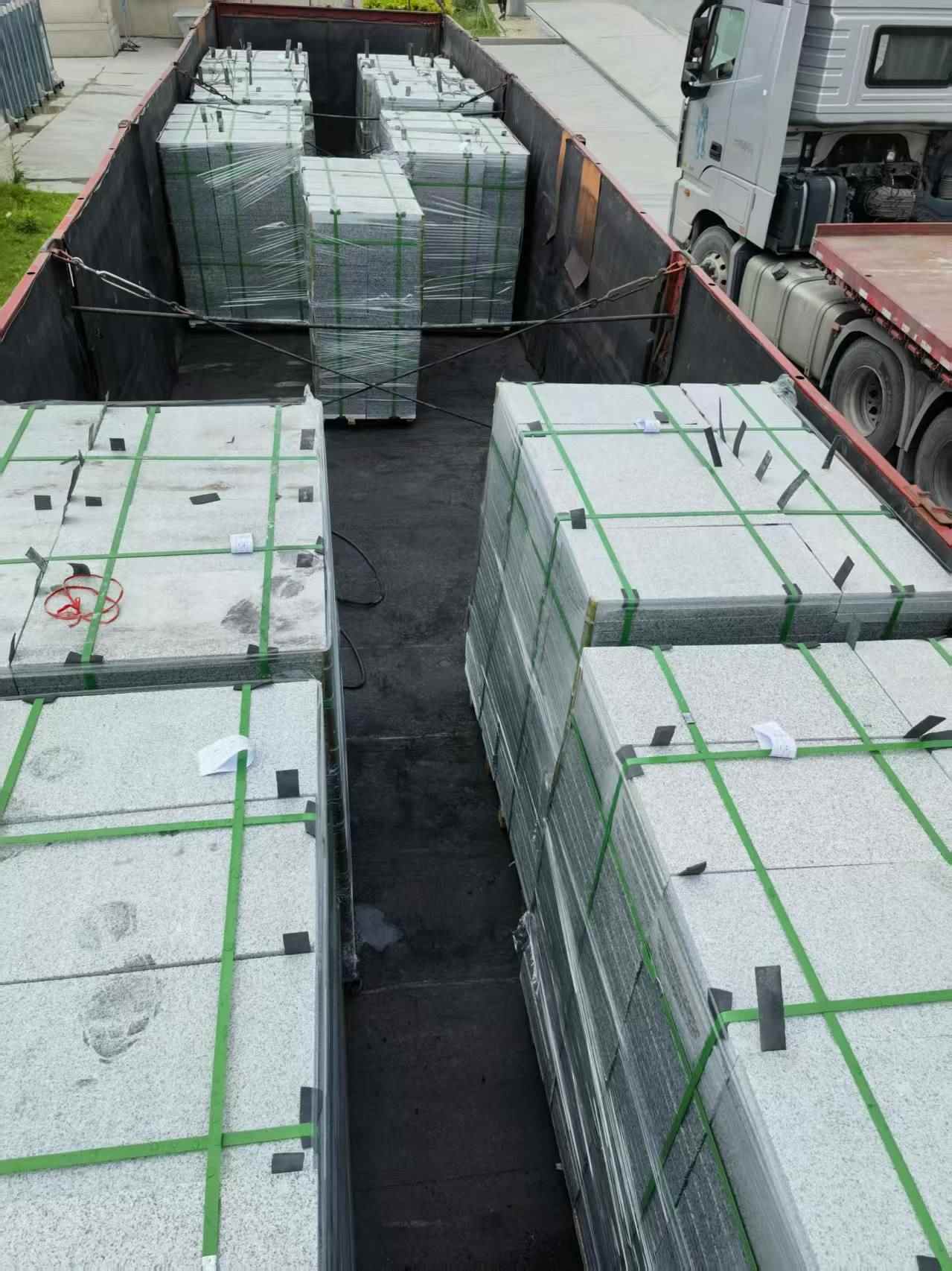 廊坊 芝麻白3公分火烧成品-发货