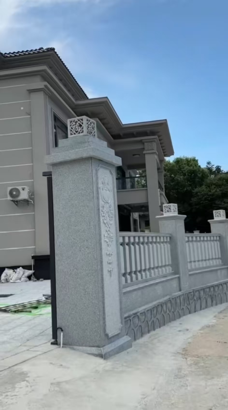 廊坊 芝麻白别墅围墙栏杆，私人订制