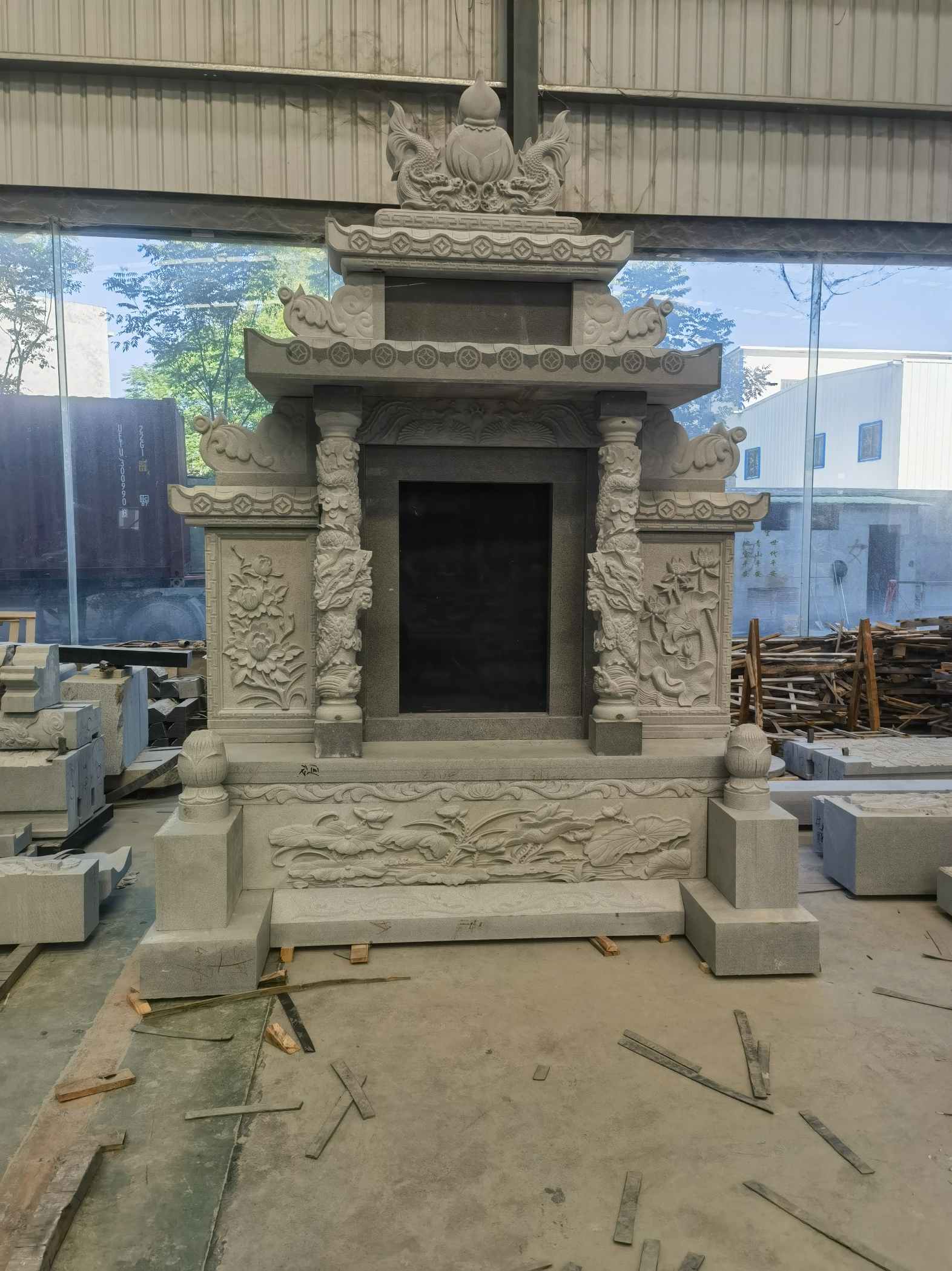 廊坊 芝麻灰高档墓碑、土墓，一套也支持定做