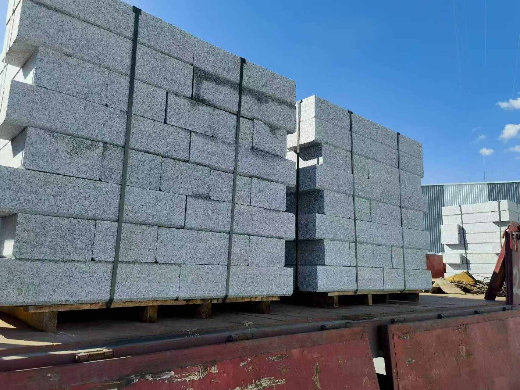 廊坊 路沿石装车出货